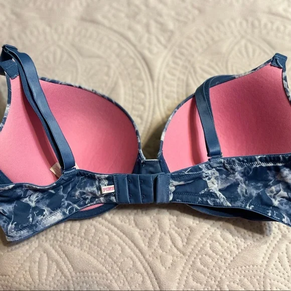 PINK Victoria’s Secret’s Bra - Picture 2 of 3